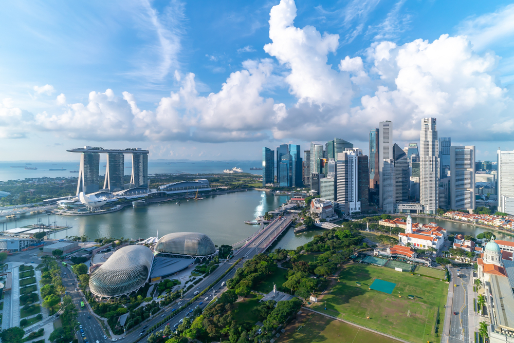 Singapore Drops COVID Test for Vaccinated Travelers
