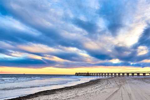 16 Best Beaches Near San Antonio, TX — Closest Lake & Ocean Beach Spots - travelnowsmart.com
