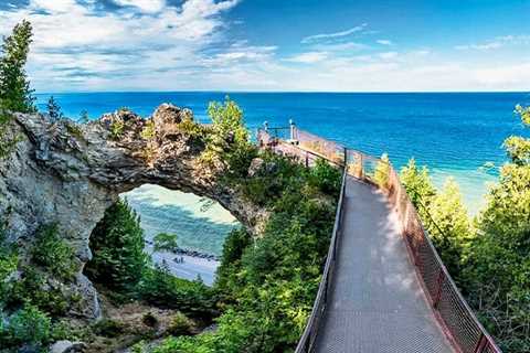 The Best Places to Visit in Michigan