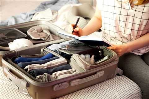 Ultimate Guide For Weighing Luggage at Home