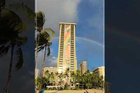 Hawaii Rainbow 🌈 Rainbow Over the Rainbow Tower ⛱️ Hilton Hawaiian Village 🌴 Hawaii John #Shorts