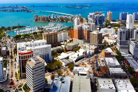 Why sarasota is a great place to live?
