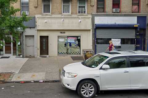 Cops say Third Avenue spa engaged in prostitution