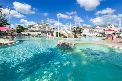 10 of the best hotel pools in the US