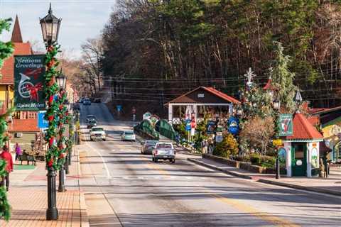 7 Most Charming Christmas Towns & Festivities In Georgia In 2023