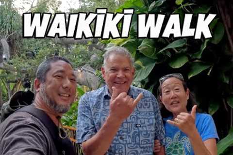 Waikiki Walk Royal Hawaiian Center & Duty Free Shop It''s Still Decorated for Holiday Oahu..