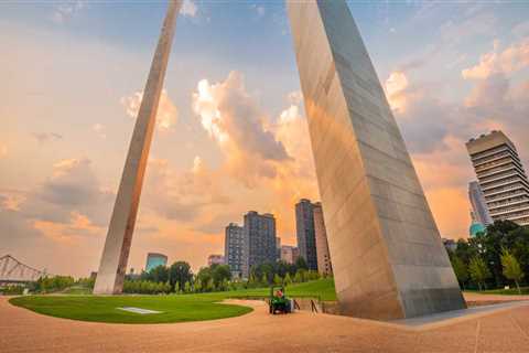 What is St. Louis Missouri Most Famous For?