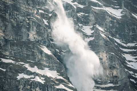 Avalanche Safety Tips - What to Do During an Avalanche - Discover Altai