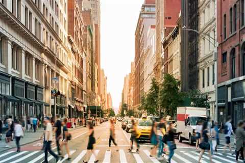 Uncovering the Secrets of the Big Apple: A Comprehensive Guide to Walking Tours in New York City