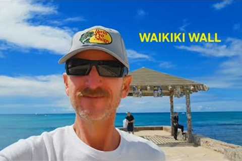 OAHU Hawaii PERFECT Waikiki Beach Day Swimming, GOOD Food, BEST Hotel